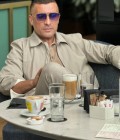 Dating Man United States to austin : Rodriguez, 47 years